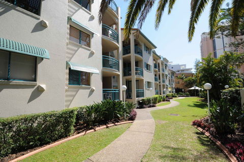 Aruba Beach Resort - Accommodation Yamba 0
