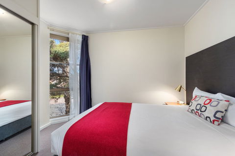 Knox International Hotel - Accommodation Yamba 2