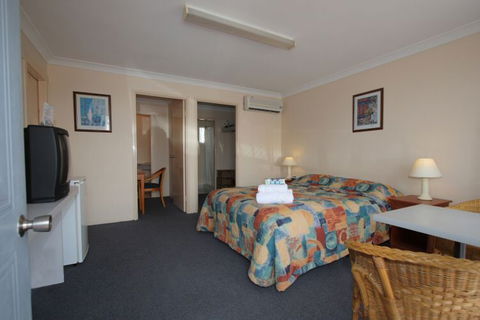 Alexander Motel & Peppercorn Restaurant - Accommodation Yamba 0