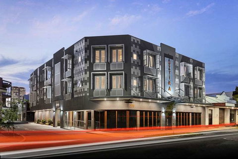 Attika Hotel - Accommodation Yamba 0