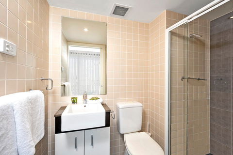 Astra Apartments Parramatta - Accommodation Yamba 5