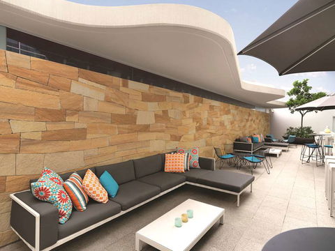 Adina Apartment Hotel Bondi Beach - Accommodation Yamba 13