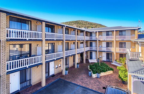Albany Motel & Apartments - Accommodation Yamba 2