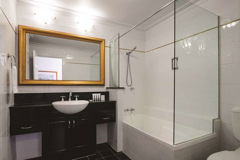 Adina Apartment Hotel Anzac Square - Accommodation Yamba 6