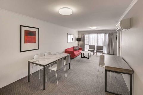 Adina Serviced Apartments James Court - Accommodation Yamba 5