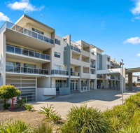 Quality Suites Pioneer Sands - Accommodation Yamba