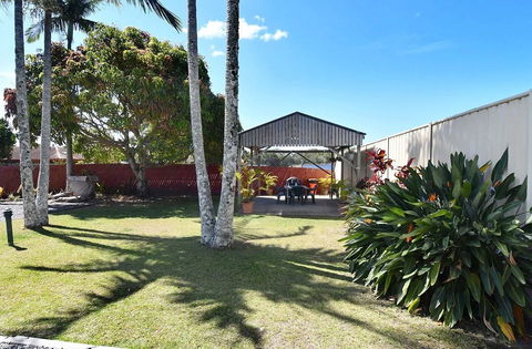 Kennedy Drive Motel - Accommodation Yamba 2