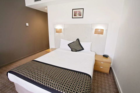 Golden Pebble Hotel - Accommodation Yamba 2