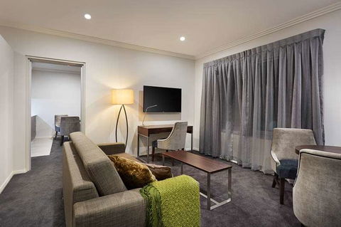 Attika Hotel - Accommodation Yamba 2