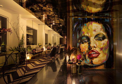 Adelphi Hotel - Accommodation Yamba 2
