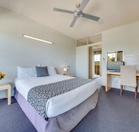 Camelot Motel - Accommodation Yamba