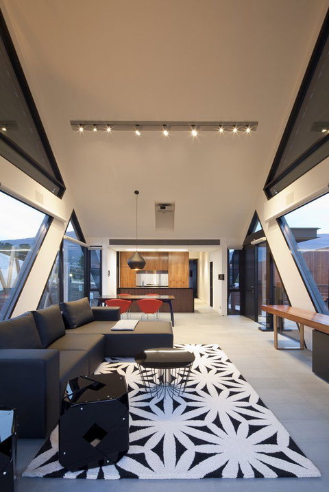 Mona Pavilions - Accommodation Yamba 4