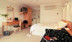 Astor Metropole & Apartment - Accommodation Yamba 0