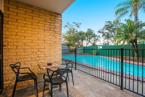 Kawana Waters Hotel By NightCap - Accommodation Yamba 1