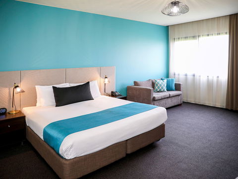 Mantra Melbourne Melton - Accommodation Yamba 0