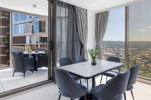 Meriton Suites George St - Accommodation Yamba 2
