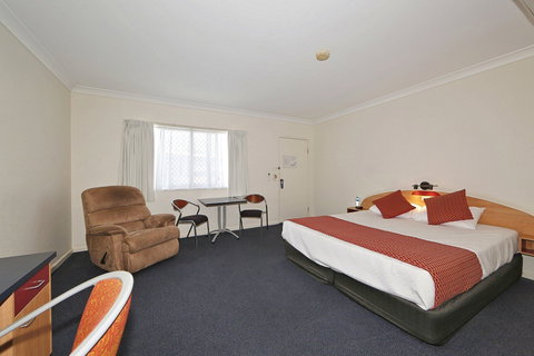 Boulevard Lodge - Accommodation Yamba 2