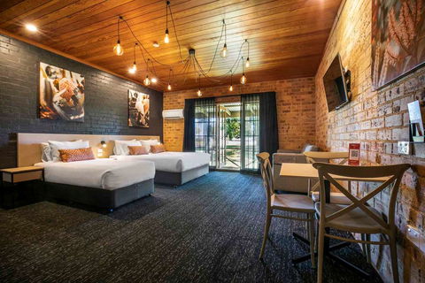 Macquarie Inn - Accommodation Yamba 1