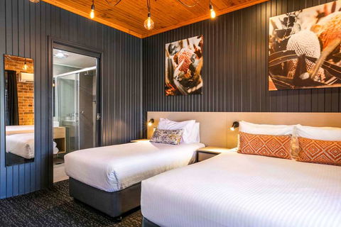 Macquarie Inn - Accommodation Yamba 2