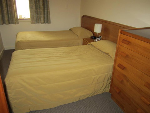 University House - ANU - Accommodation Yamba 36