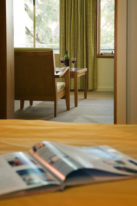 University House - ANU - Accommodation Yamba 12