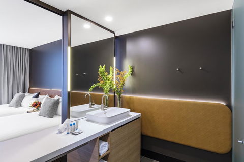 Vibe Hotel Canberra - Accommodation Yamba 16