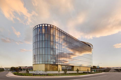 Vibe Hotel Canberra - Accommodation Yamba 0