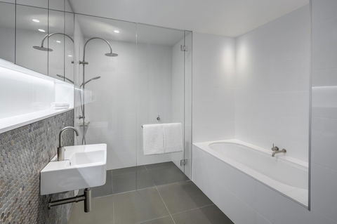 Vibe Hotel Canberra - Accommodation Yamba 32