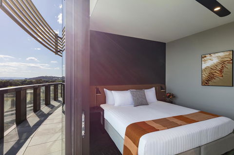 Vibe Hotel Canberra - Accommodation Yamba 10