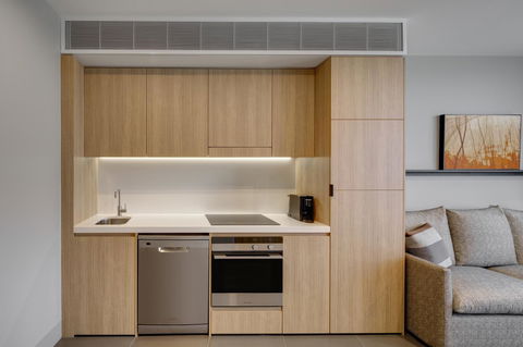 Vibe Hotel Canberra - Accommodation Yamba 37