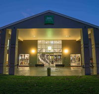 ibis Styles Canberra - Accommodation Yamba