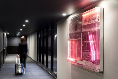 Midnight Hotel, Autograph Collection - Accommodation Yamba 18