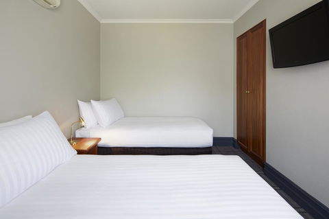 Brassey Hotel - Managed By Doma Hotels - Accommodation Yamba 9