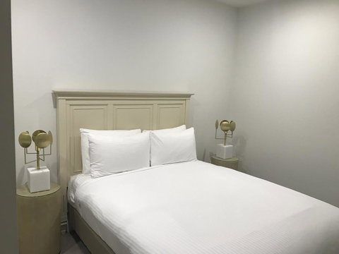 Knightsbridge Canberra - Accommodation Yamba 19