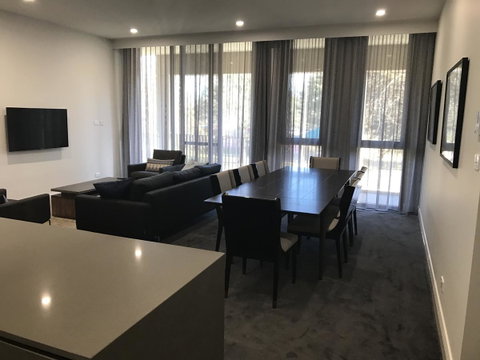 Knightsbridge Canberra - Accommodation Yamba 35