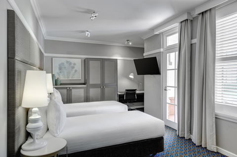Hotel Kurrajong Canberra - Accommodation Yamba 4