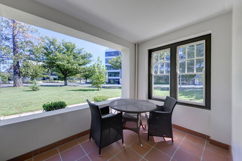 Hotel Kurrajong Canberra - Accommodation Yamba 10