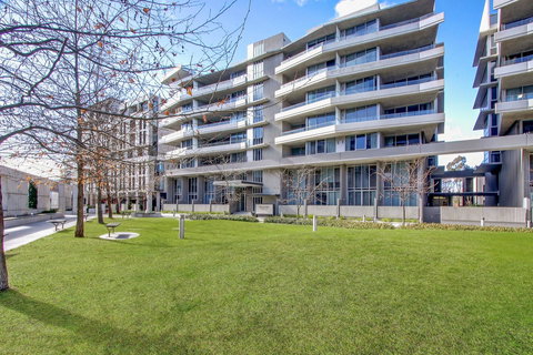 Realm Park 39 Barton ACT - Accommodation Yamba 39