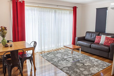 One Of A Kind Apartments - Accommodation Yamba 7