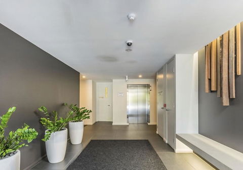 Modern Executive Apt@Barton*1BR*WiFi*Gym*Secure Parking*Canberra - Accommodation Yamba 16