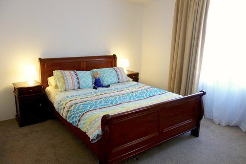 Kingston Comfy Apartment - Accommodation Yamba 1
