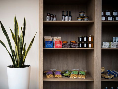 Abode Kingston - Accommodation Yamba 9