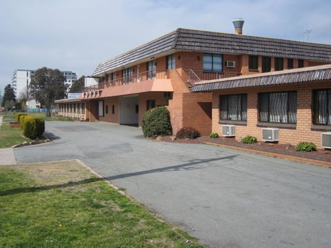 Canberra Lyneham Motor Inn - Accommodation Yamba 0