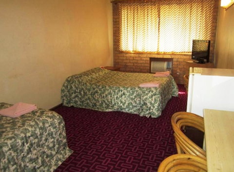 Canberra Lyneham Motor Inn - Accommodation Yamba 11