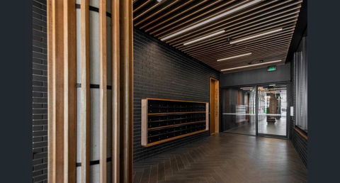 Stylish, Modern, Cute As A Button - Braddon CBD - Accommodation Yamba 1