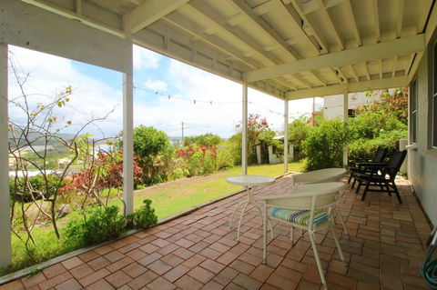 Bally High, 20 Dulconghi Street - Accommodation Yamba 1