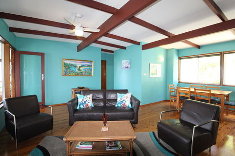 Bally High, 20 Dulconghi Street - Accommodation Yamba 10