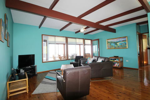 Bally High, 20 Dulconghi Street - Accommodation Yamba 13