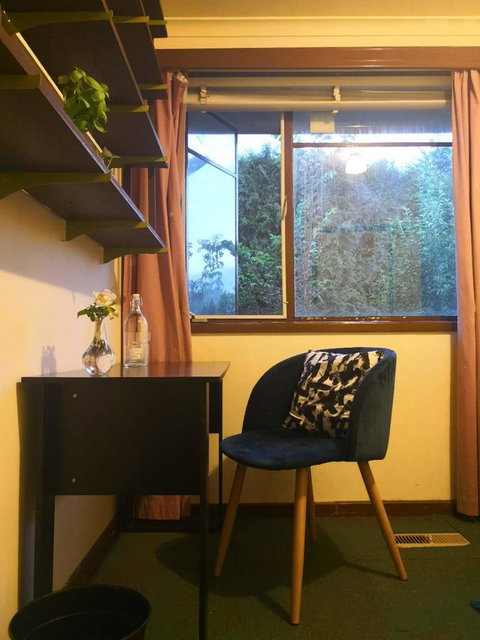 Space And Quiet Safe Room Canberra - Accommodation Yamba 9