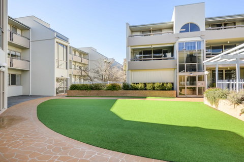 Accommodate Canberra - The Summit - Accommodation Yamba 4